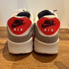  【美品】NIKE AIR MAX 26cm ホワイト×レッド 人気モデルの画像