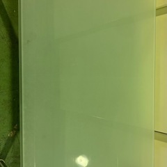 ガラス製ダイニングテーブル
の画像