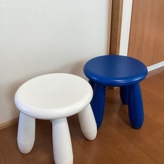 イケア⭐️キッズチェア3点
の画像