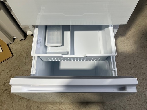 ２０２４年製　Ｈｉｓｅｎｓｅ　冷凍冷蔵庫　２８３Ｌ　３ドア　右開き　ホワイト　ガラスドア　セレクトゾーン　大容量ドアポケット　ドアアラーム　ファン式自動霜取り　ＬＥＤ　ＨＲ－Ｇ２８Ｅ３Ｗ