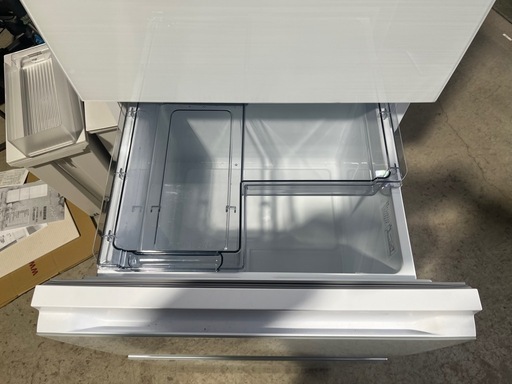 ２０２４年製　Ｈｉｓｅｎｓｅ　冷凍冷蔵庫　２８３Ｌ　３ドア　右開き　ホワイト　ガラスドア　セレクトゾーン　大容量ドアポケット　ドアアラーム　ファン式自動霜取り　ＬＥＤ　ＨＲ－Ｇ２８Ｅ３Ｗ