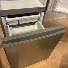 AQR-13J(S)126L 2ドア冷蔵庫の画像
