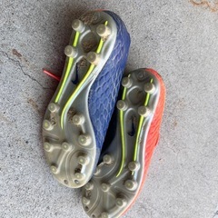 ジュニアサッカースパイク ナイキ サイズ 22.5cmの画像