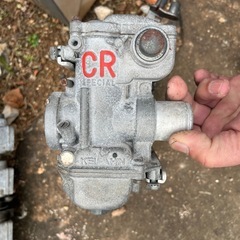 キャブレターの画像