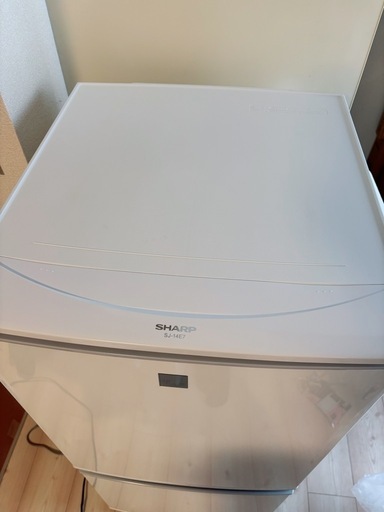 【美品】冷蔵庫 シャープ SJ-14E7-KW 2020年製 137L 動作OK