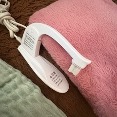 ホットカーペット　湯たんぽ　加湿器セットの画像