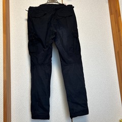 H&M メンズパンツ180/90Aブラックの画像