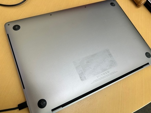 MacBook Pro 13インチ（Touch Bar搭載・スペースグレー）2017購入 動作良好