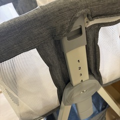 ベビーベッドの画像