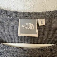 ザ ノースフェイス THE NORTH FACE 長袖シャツ レディースSサイズの画像
