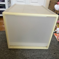 収納ボックスの画像