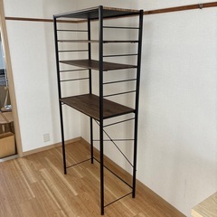 スチールラックの画像