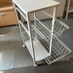 キッチンストッカー　ホワイトの画像