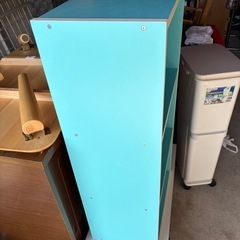 水色のカラーボックスの画像