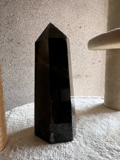 モリオン（黒水晶）六角柱 約30cm天然石 魔除け インテリア