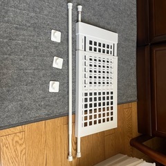 ライトとカゴ、トレーなどの画像