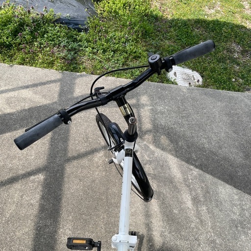 自転車　折りたたみ　20インチ