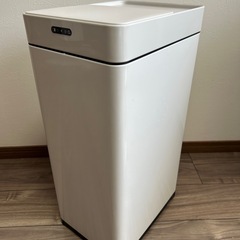 美品　ゴミ箱 ダストボックス 45リットル 自動開閉の画像