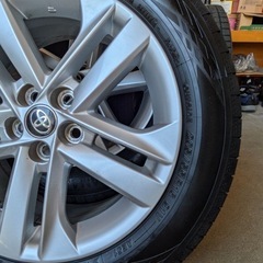 205/55R16カローラスポーツ純正タイヤホイール4本セット　プリウス　トヨタの画像