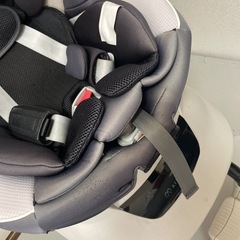 エールべべ チャイルドシート 最終値下げになります‼️の画像