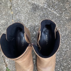 Ralphのムートンと天満屋のブーツの画像