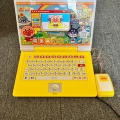 アンパンマンパソコン　充電コード付きの画像