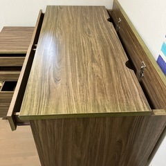 システムデスク　オフィスチェアつきの画像