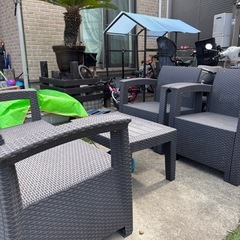 屋外テーブル　ソファー　キャンプなどに　おうち時間の画像