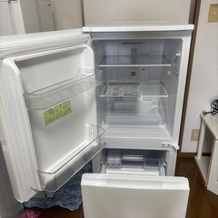 2021年製シャープ（SHARP）製2ドア冷凍冷蔵庫の画像