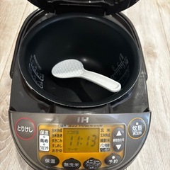 炊飯器の画像