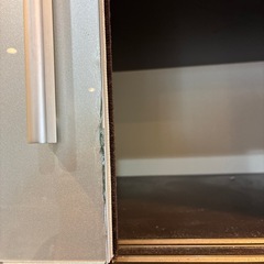 大きめの食器棚の画像