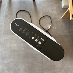シャープ　加湿セラミックファンヒーターの画像