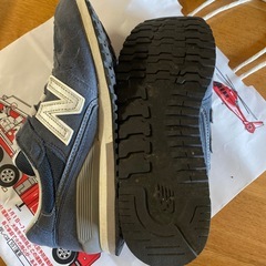 キッズスニーカー24.0cmの画像