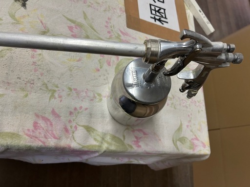 長柄スプレーガン(ヘッド角度可変タイプ・吸上式・管長500mm)