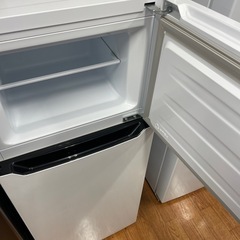 2ドア冷蔵庫の画像