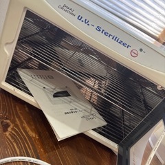 サロン用　紫外線消毒器の画像