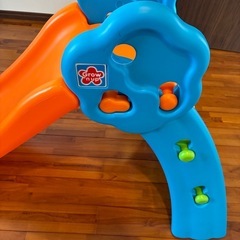 子供用滑り台の画像