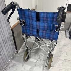車椅子　折りたたみ　コンパクトの画像
