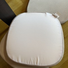 デコホーム　クッション4枚セット
の画像