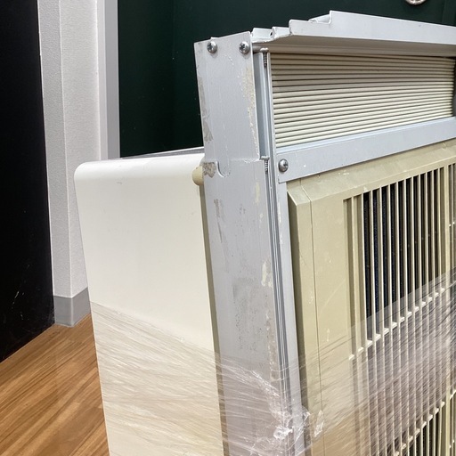 【トレファク神戸南店】壁掛けエアコン Haier （リモコン付き•ヨゴレ有）【取りに来られる方限定】