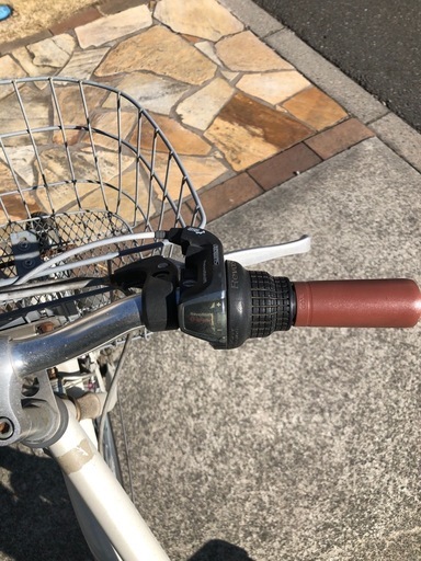 24インチ　自転車　白