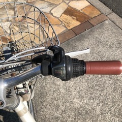 24インチ　自転車　白の画像