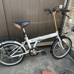 折りたたみ自転車の画像