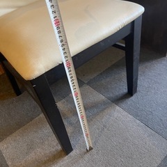ダイニングチェア　1脚　500円　残り
15点　　の画像
