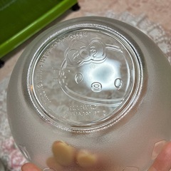 ハローキティガラスボウルの画像