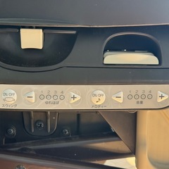 ハイローチェア「コンビ電動ネムリラ」寝かしつけ・おすわり・離乳食の画像