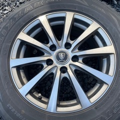 ブリヂストン ブリザックDM-V1 215-70-16 4本セット デリカにて使用の画像