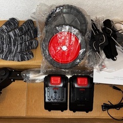 新品未使用 草刈り機 充電式 バッテリー×2個付きの画像