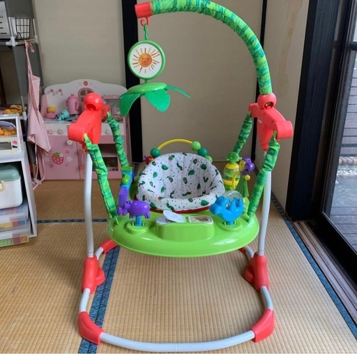 はらぺこあおむし　アクティビティジャンパー