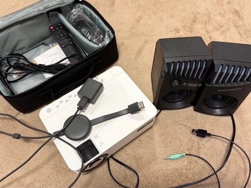 【Chromecast、スピーカー付き】プロジェクター